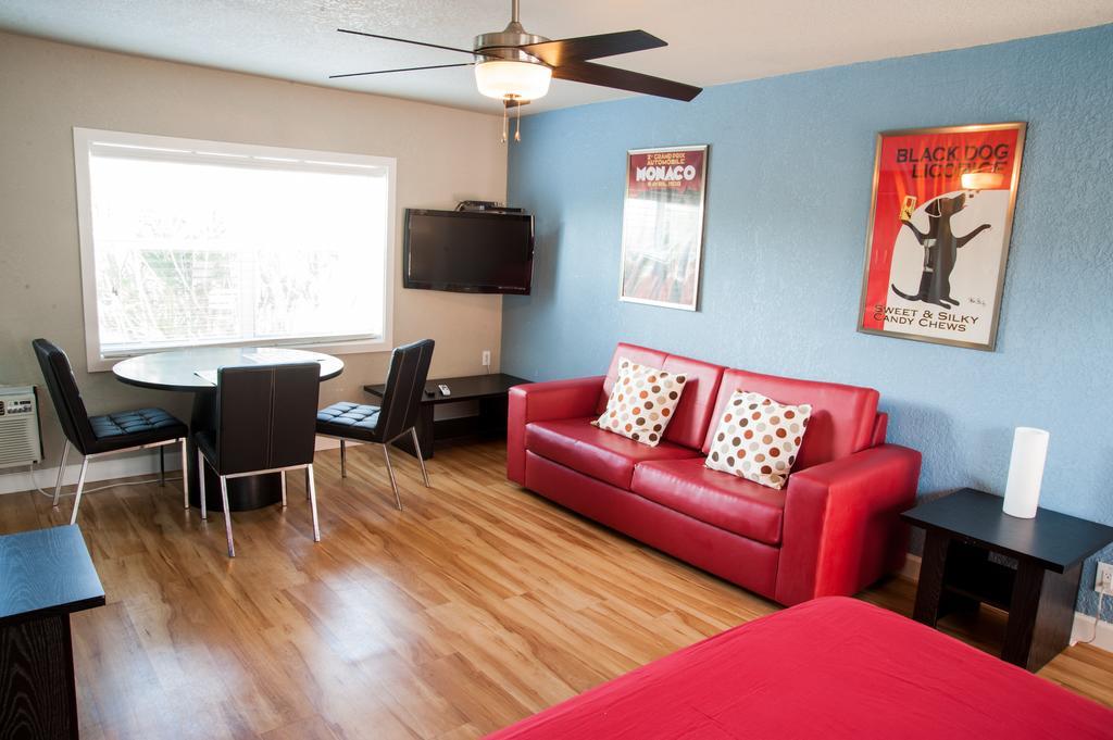 Sun Beach Inn Hollywood Rum bild